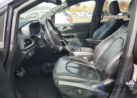 2020 Chrysler Pacifica Touring L z USA, uszkodzony, nr VIN 2C4RC1BG0LR184378